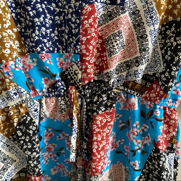 SHEIN Ditsy Floral Patchwork Drop Shoulder Romper Size 4 - Picture 10 of 14